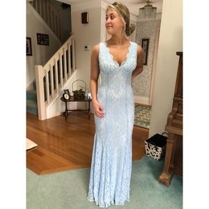 Light blue prom/formal dress
